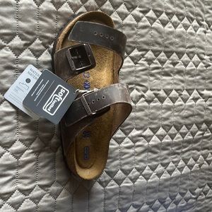 Brand new Women’s Birkenstock Leather sandal